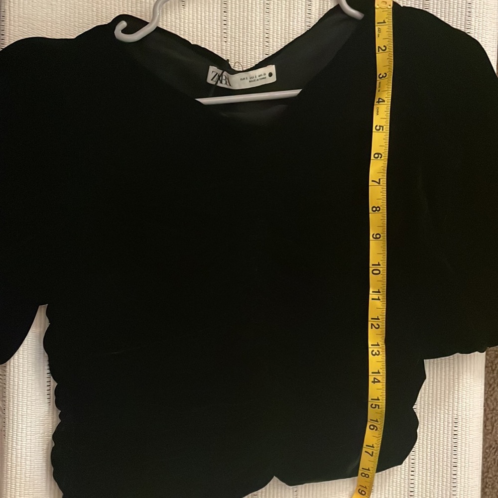 Velvet Top. - Picture 6 of 6